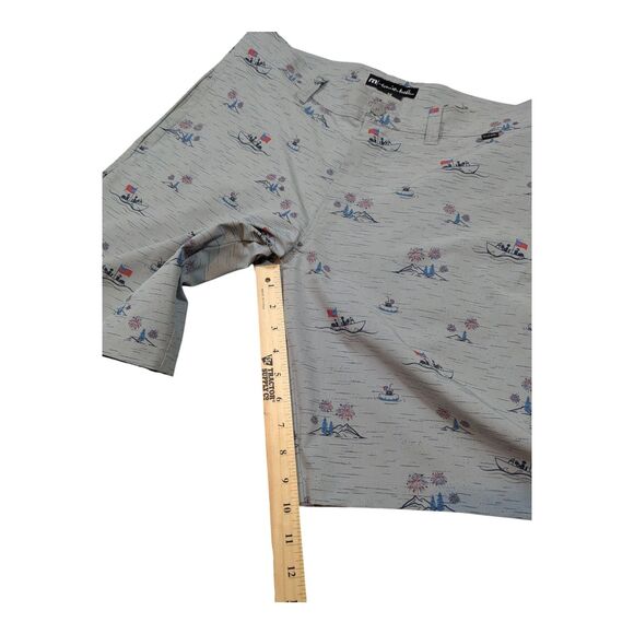 Travis Mathew Men's Size 34 Vacation Vibe flat front Shorts Golf Beach USA - Picture 8 of 8